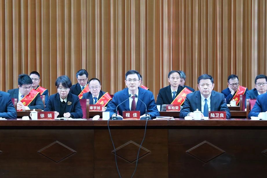 開門紅 | 巨人集團獲區多項表彰